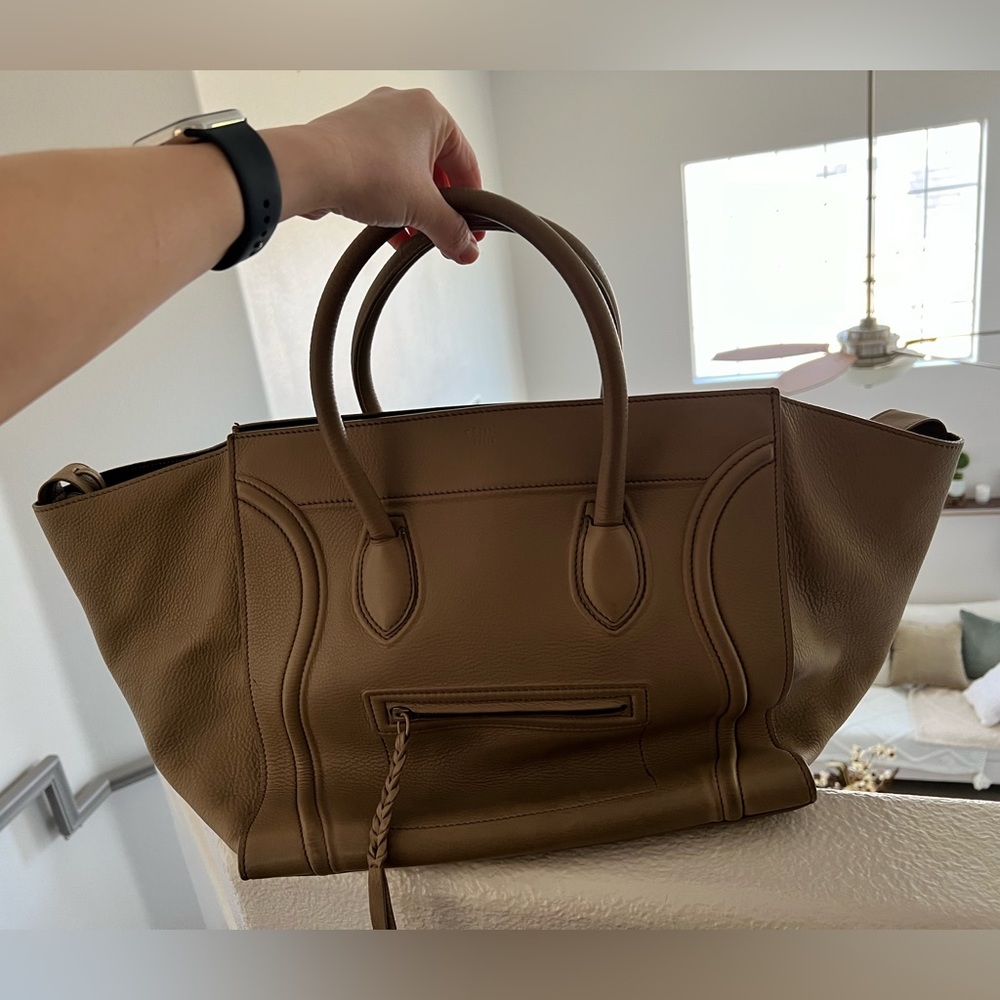 Celine Large Luggage Phantom Handbag 👜🤎